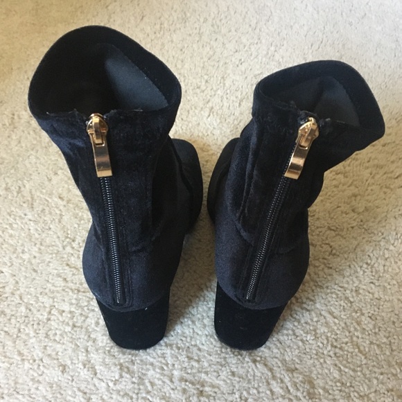 ASOS Truffle Velvet Ankle Boot - Picture 4 of 5